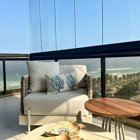 Lindo Apto No Melhor Lugar Da Barra Da Tijuca! Com Uma Vista De Tirar O Folego, Frente Para O Mar! Totalmente Equipado E Decorado Ao Lado Dos Melhores Hoteis E Quiosques Da Barra! Portaria 24H, Piscina, Sauna, Jacuzzi, Academia, Garagem, Wi-Fi, Lavan Rio de Janeiro Bagian luar foto