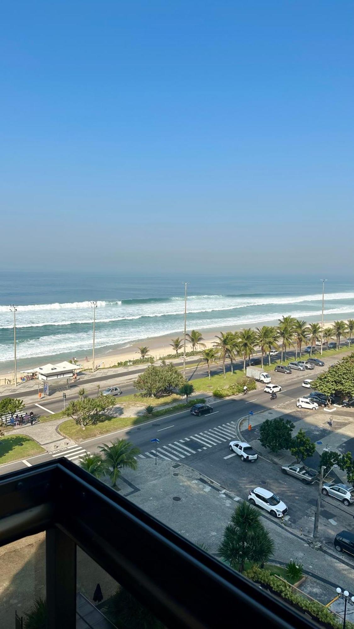 Lindo Apto No Melhor Lugar Da Barra Da Tijuca! Com Uma Vista De Tirar O Folego, Frente Para O Mar! Totalmente Equipado E Decorado Ao Lado Dos Melhores Hoteis E Quiosques Da Barra! Portaria 24H, Piscina, Sauna, Jacuzzi, Academia, Garagem, Wi-Fi, Lavan Rio de Janeiro Bagian luar foto